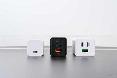 【【小米科技】三款热门65W氮化镓快充头横评 小米真的比其他好?充电器|MacBook